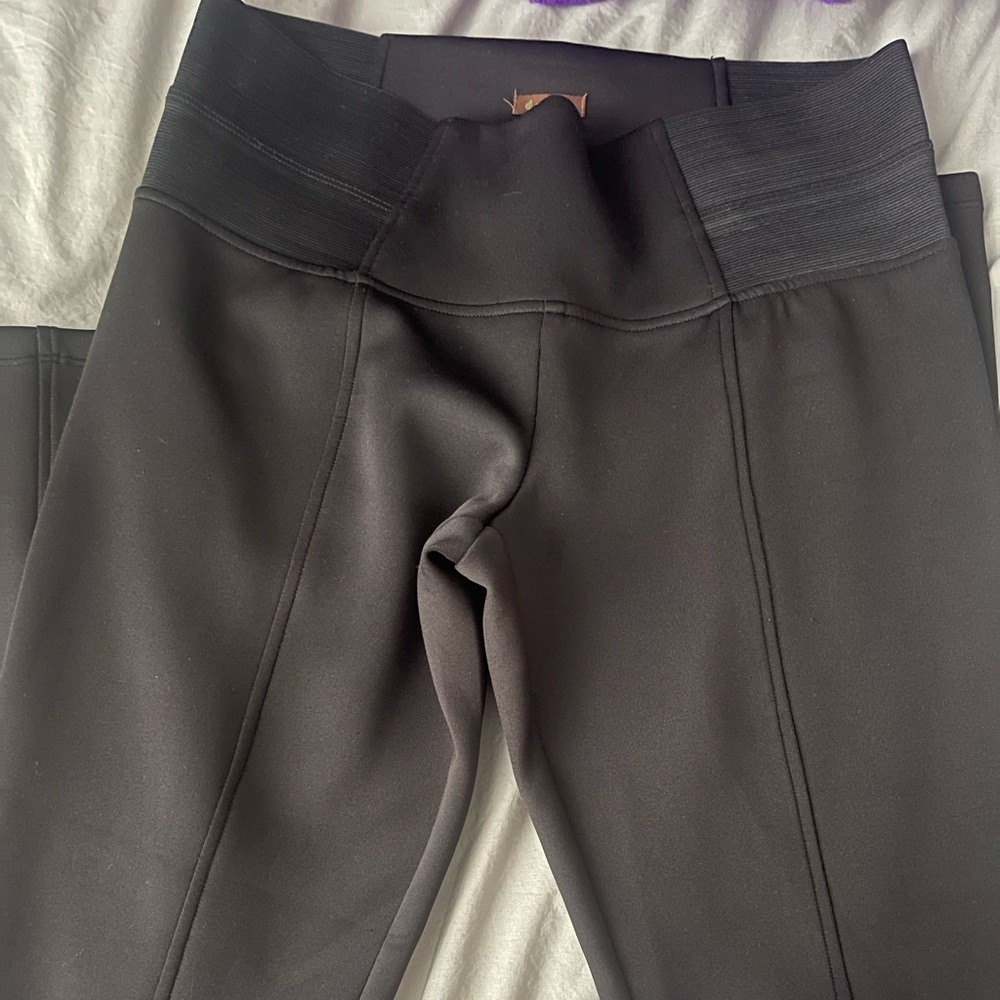Black ponte leggings size L